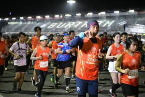 BIB: 21459, 23997, 24639
                            <button type="button" onclick="openModal(10874022)" class="btn btn-primary btn-sm float-right btn-popup" data-toggle="modal" data-target=".modal-high-quality">
                        <i class="fas fa-shopping-cart"></i> Add to Cart
                    </button>
                                            <button type="button" onclick="isThisMe(10874022, true)" class="btn btn-success btn-sm float-right btn-popup btn-isme hidden" data-toggle="tooltip" data-placement="bottom" title="นี่คือรูปของคุณใช่ไหม คลิกที่นี่เพื่อเอาเข้าอัลบั้ม">
                        <i class="fas fa-plus"></i> Add to album
                    </button>
                    <button type="button" onclick="isThisMe(10874022, false)" class="btn btn-warning btn-sm float-right btn-popup btn-isnotme hidden">
                        <i class="fas fa-ban"></i> Remove from album
                    </button>